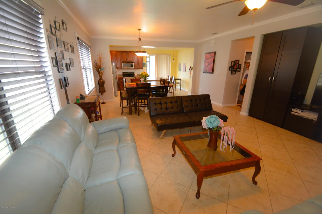 Photo of 734 Dryden Circle