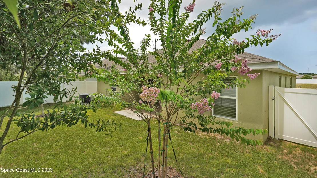 Photo of 861 Tupelo Circle