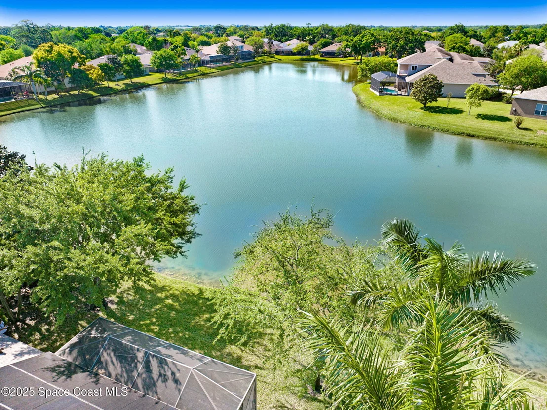 Photo of 2074 Botanica Circle