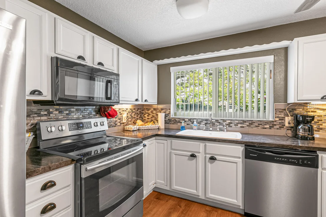 Photo of 1313 Ethel Circle NE