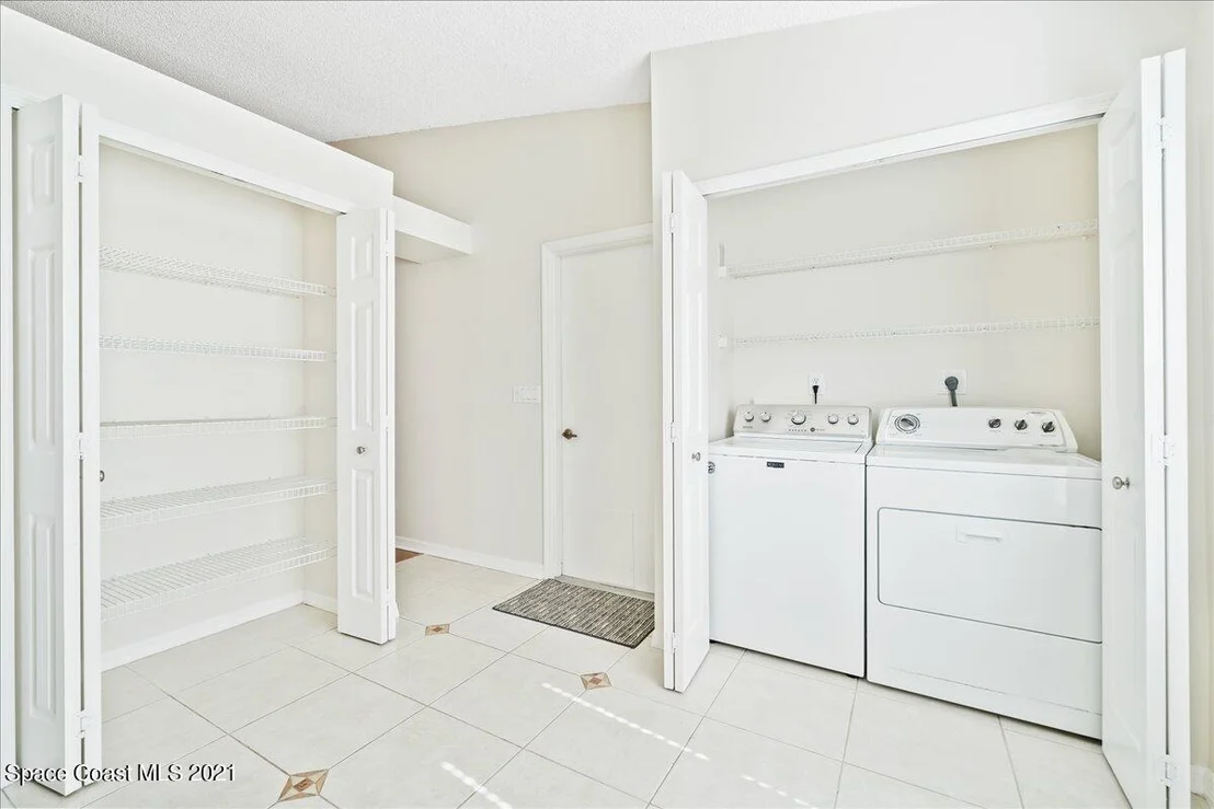 Photo of 8047 Bracken Lane