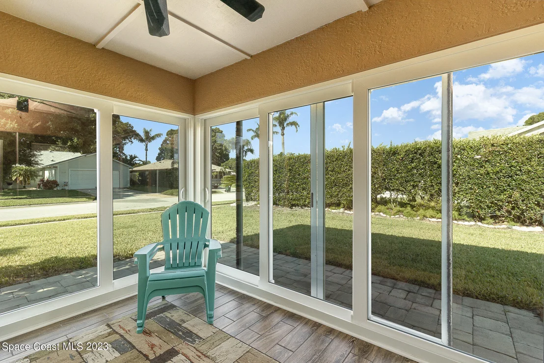Photo of 833 Pine Shadows Avenue