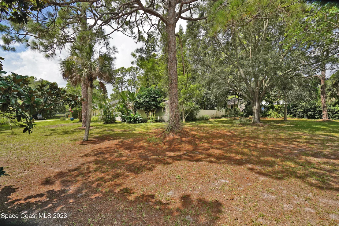 Photo of 2525 Friday Road