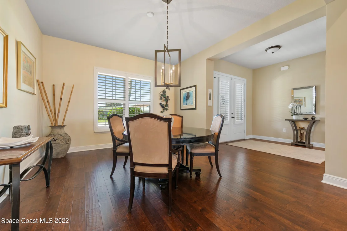 Photo of 130 7th Avenue