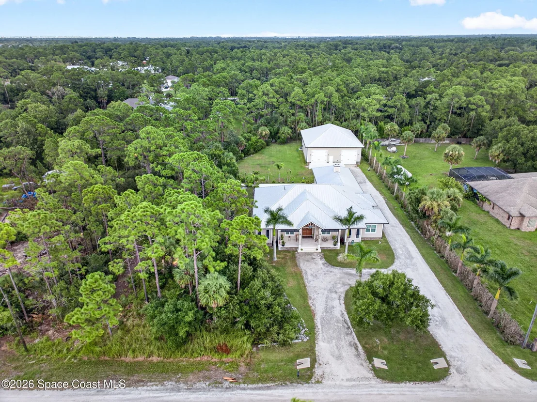 Photo of 3865 Reynolds Road