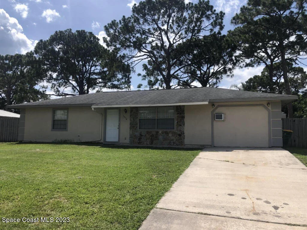 Photo of 5434 Jamaica Road