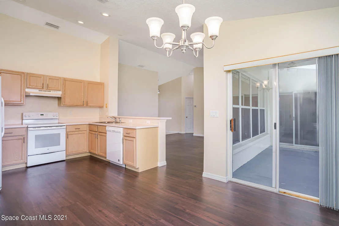 Photo of 1528 Bronco Drive