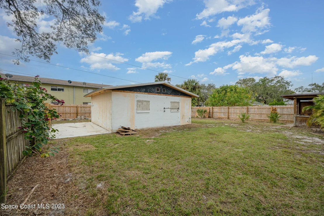 Photo of 1708 Guava Avenue