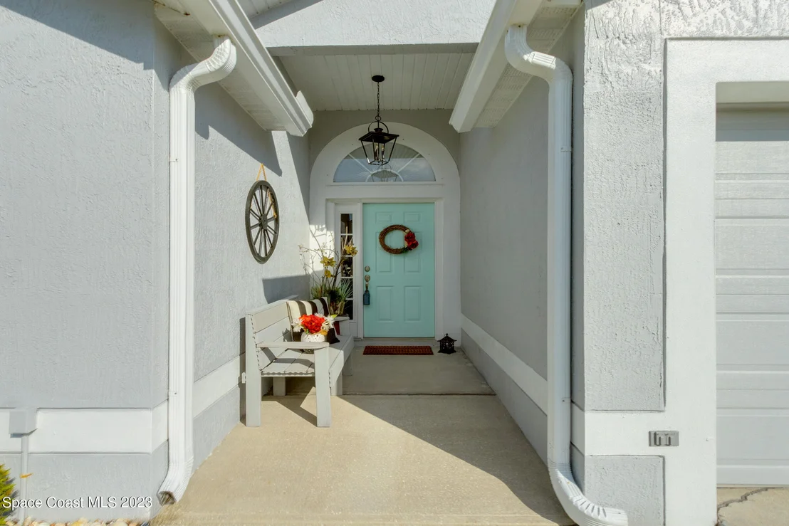 Photo of 1218 White Oak Circle