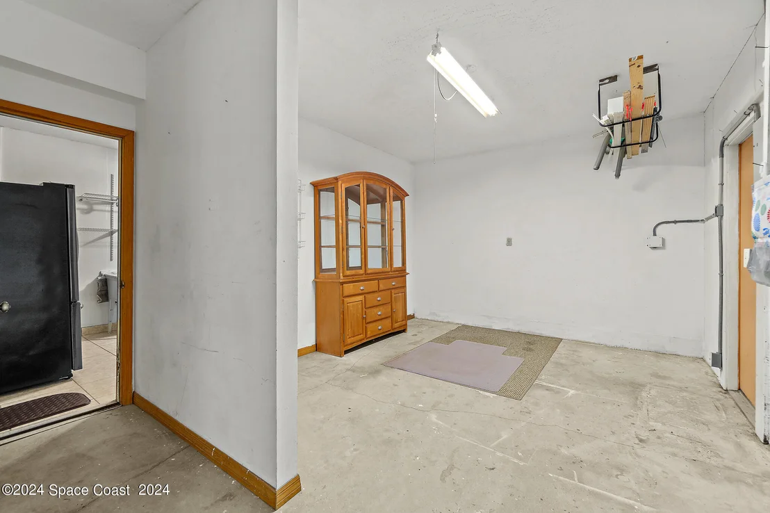 Photo of 3893 Burton Road