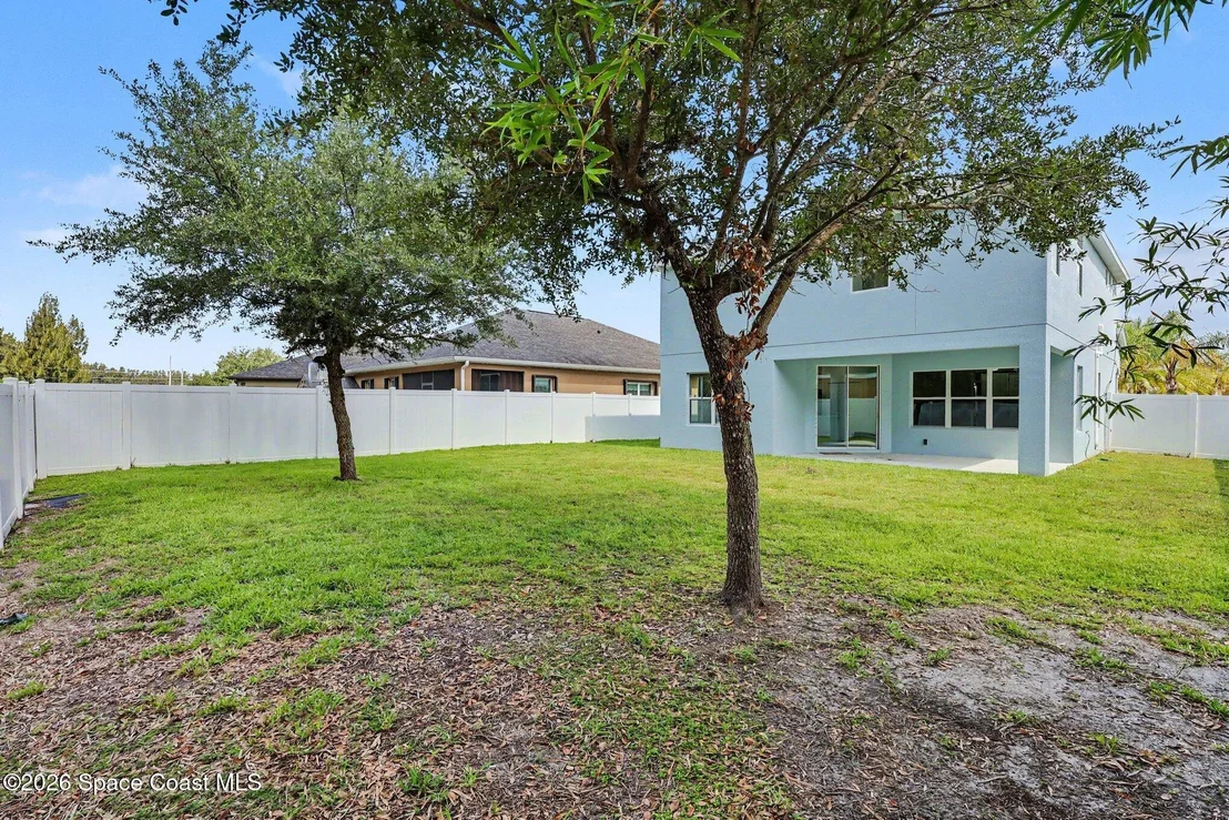 Photo of 2030 Bridgeport Circle