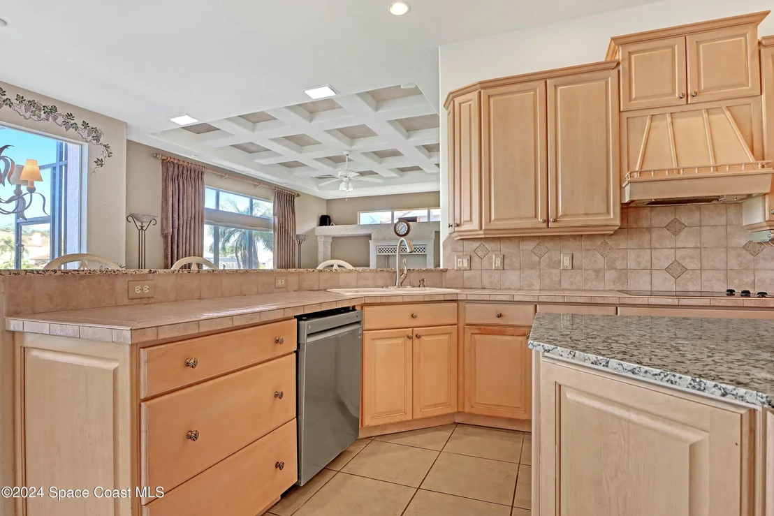 Photo of 402 Flanders Drive