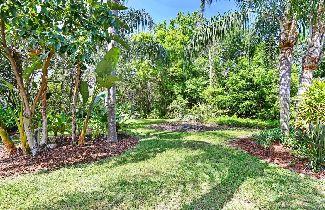Photo of 3850 Beechgrove Road