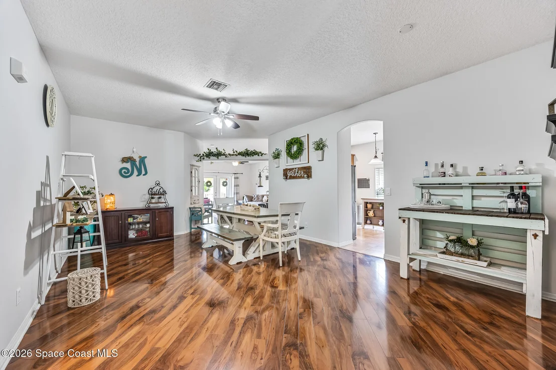 Photo of 2049 Maeve Circle