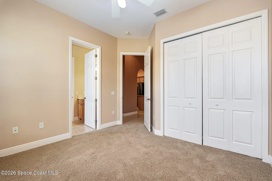 Photo of 291 Devlin Court SE