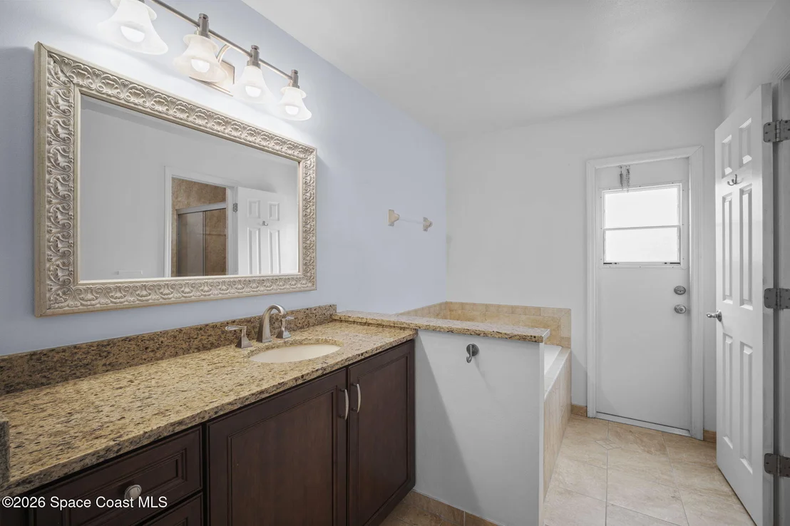 Photo of 2055 Allegheny Circle