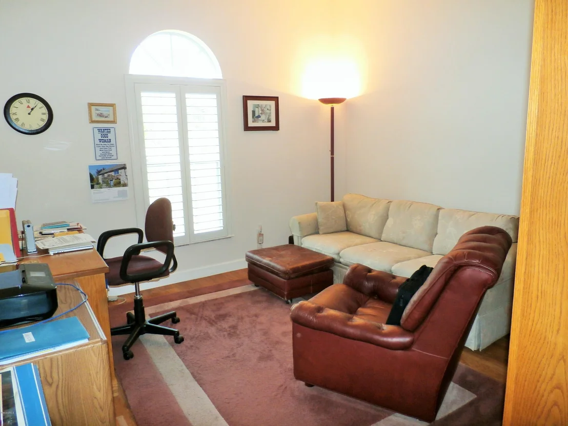 Photo of 4075 Lakeglen Drive