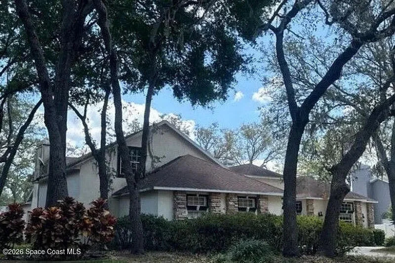 Photo of 2560 Regal River Road