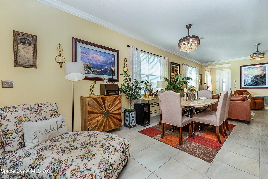 Photo of 187 Maple Drive
