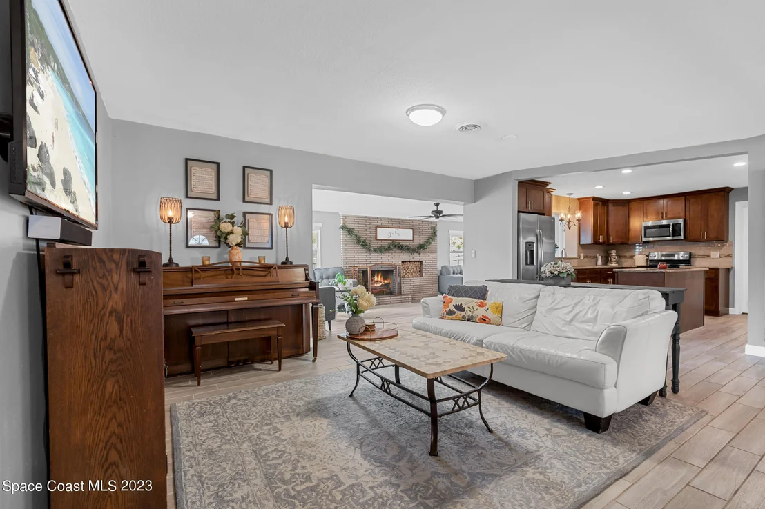 Photo of 2410 Scenic Drive