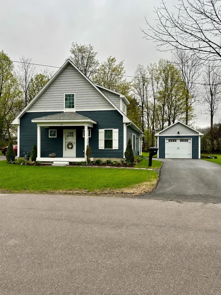 Unit for sale at 131 Lincoln, St. Albans City, VT 05478
