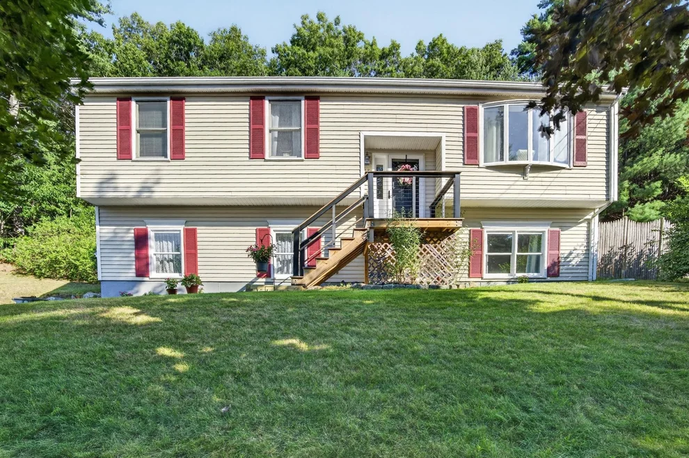 Unit for sale at 18 Cobble Hill, Nashua, NH 03062