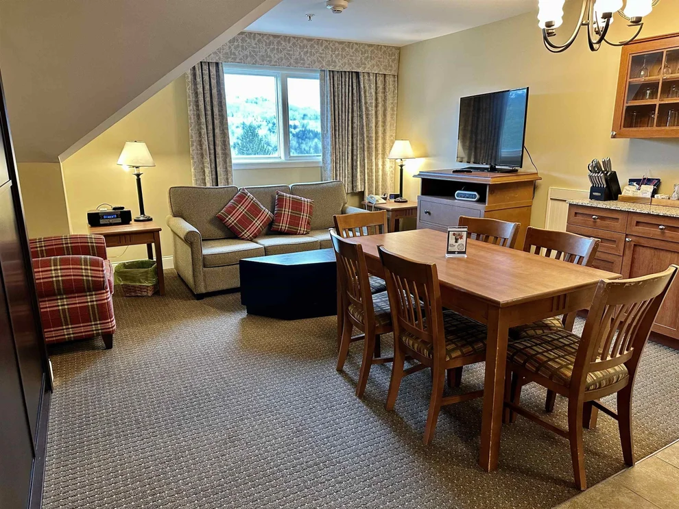Unit for sale at 350/352 Qtr 2 Grand Summit, Dover, VT 05356