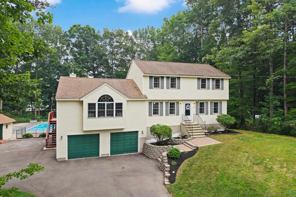 Unit for sale at 21 Kristin, Derry, NH 03038