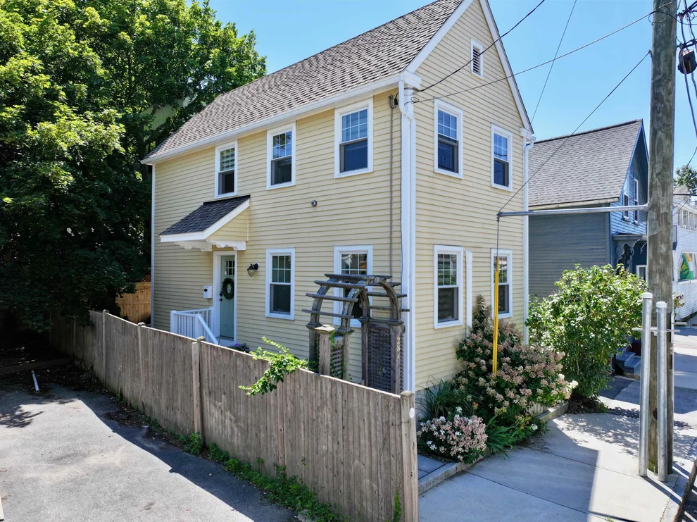 Unit for sale at 282 Hanover, Portsmouth, NH 03801