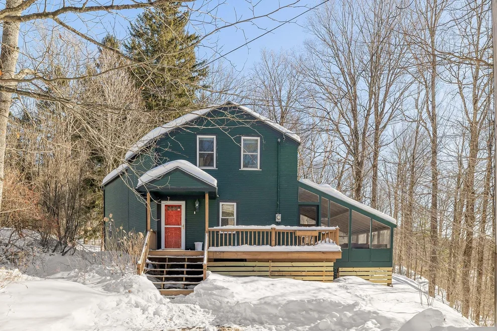 Unit for sale at 84 Old Mansfield, Fayston, VT 05673