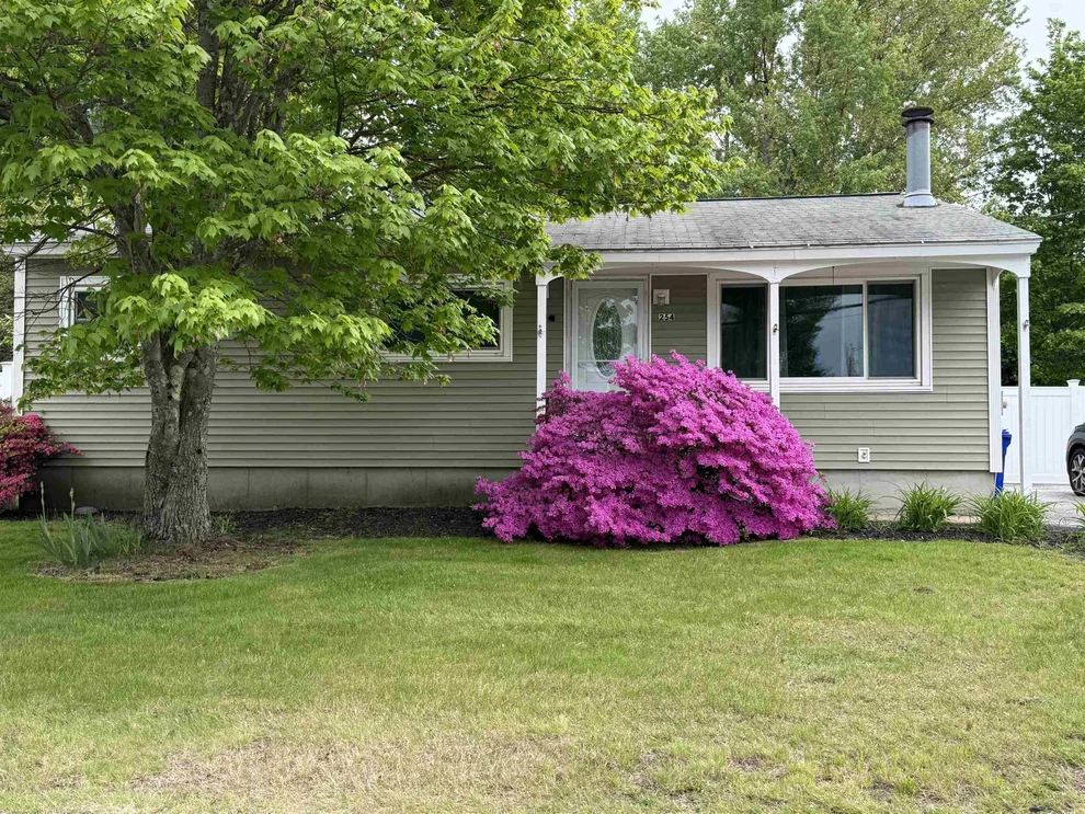 Unit for sale at 254 Greeley, Manchester, NH 03102