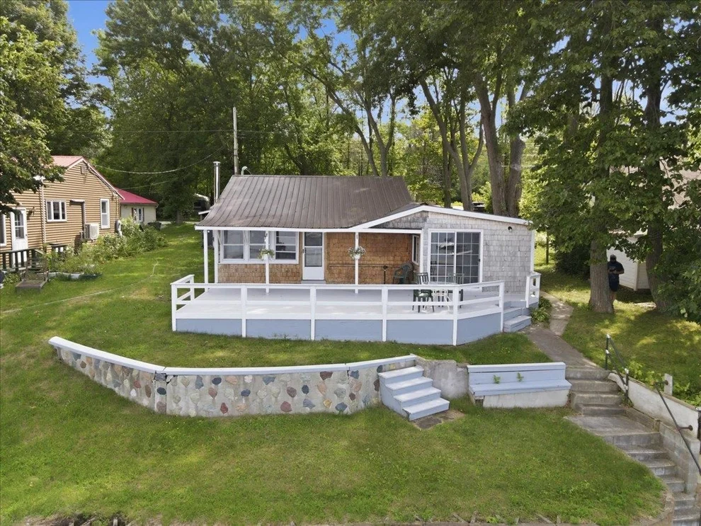 Unit for sale at 479 Bingham Shore, St. Albans Town, VT 05478