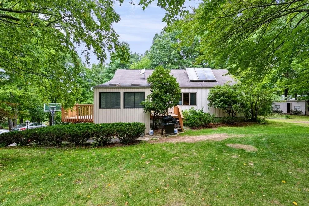 Unit for sale at 2 Quincy, Derry, NH 03038