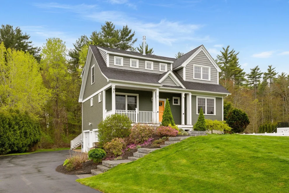 Unit for sale at 14 Cushman, Greenland, NH 03840