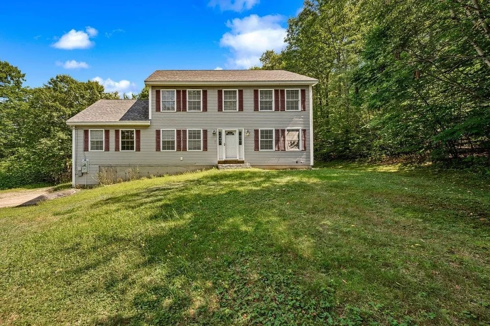 Unit for sale at 17 Frohock Brook, Alton, NH 03810