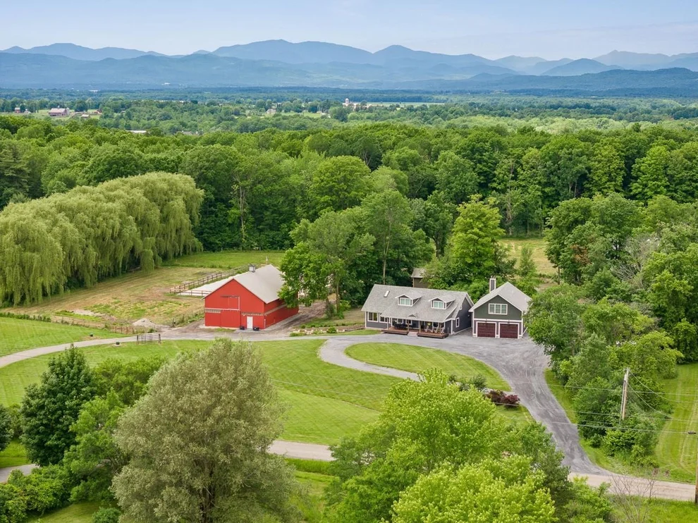 Unit for sale at 1233 Satterly, Ferrisburgh, VT 05456