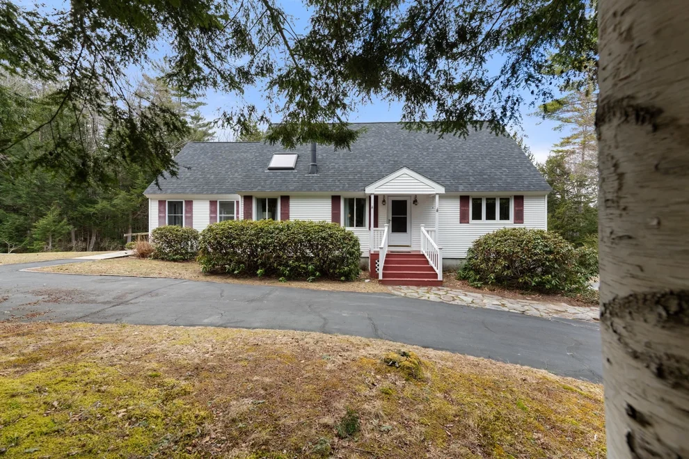 Unit for sale at 126 Hobart Hill, Hebron, NH 03241