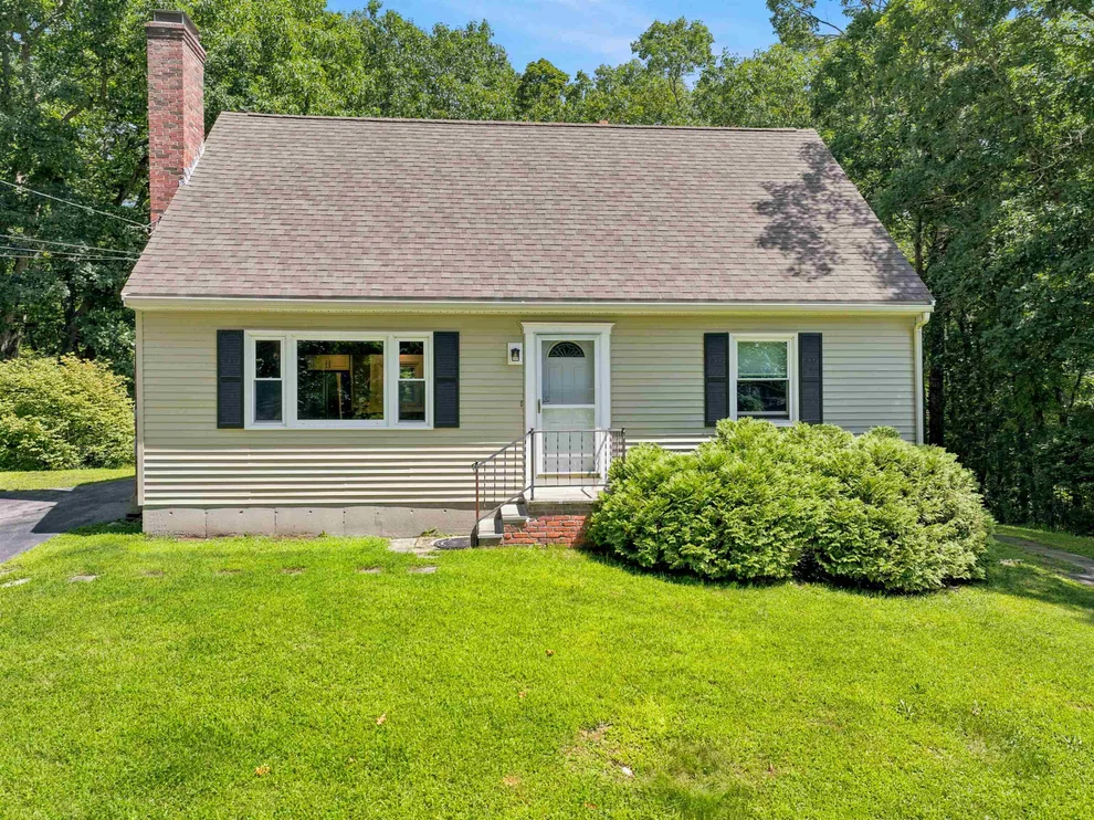 Unit for sale at 24 Julie, Salem, NH 03079