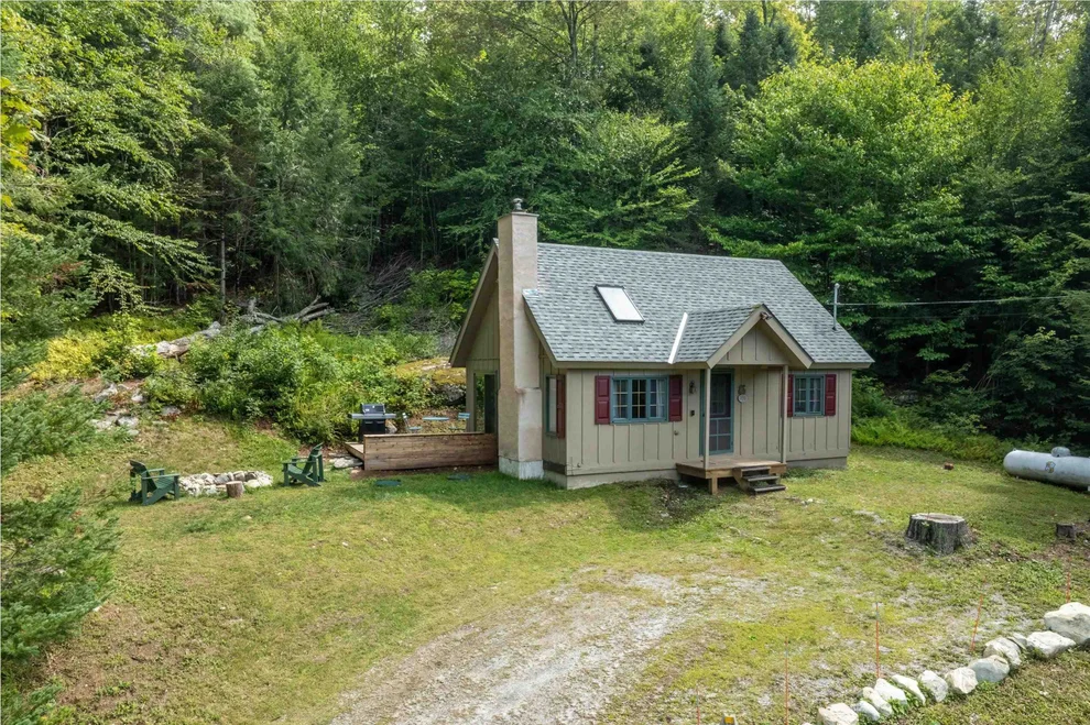 Unit for sale at 398 Tallwood, Londonderry, VT 05148