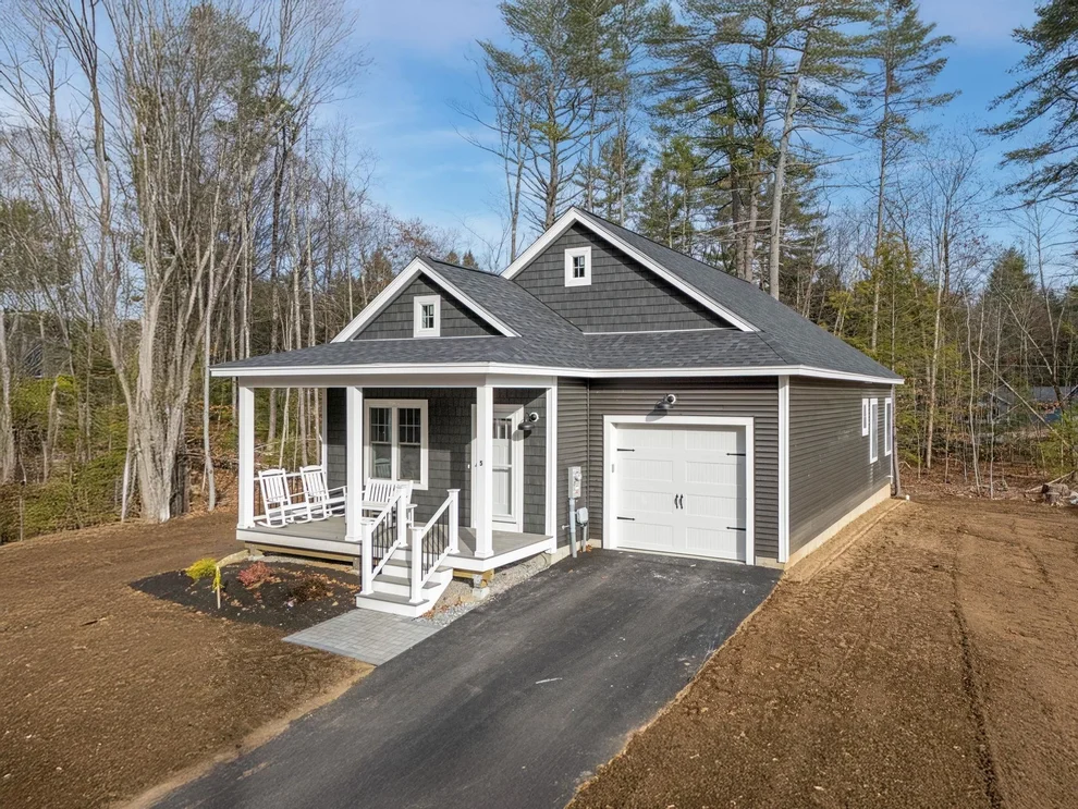 Unit for sale at 1 Renee, Amherst, NH 03031
