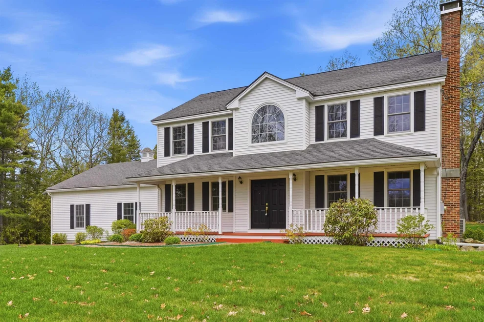 Unit for sale at 5 Van Buren, Goffstown, NH 03045