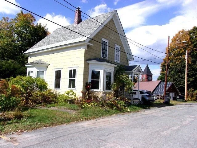 Unit for sale at 6 Chapel, Haverhill, NH 03785