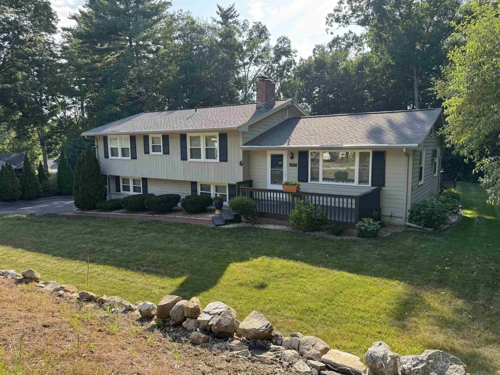 Unit for sale at 6 Quincy, Merrimack, NH 03054