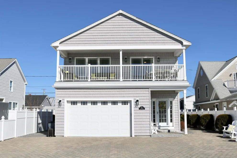 Unit for sale at 562 Nashua, Seabrook, NH 03874