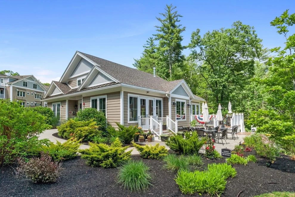 Unit for sale at 24 Willey Creek, Exeter, NH 03833