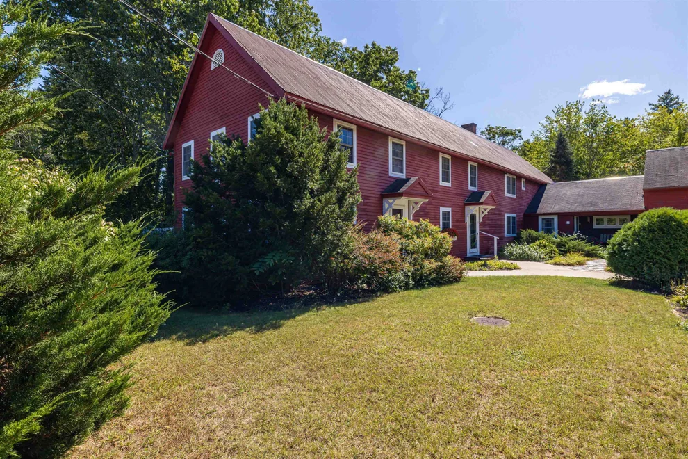 Unit for sale at 337 Main, Fremont, NH 03044