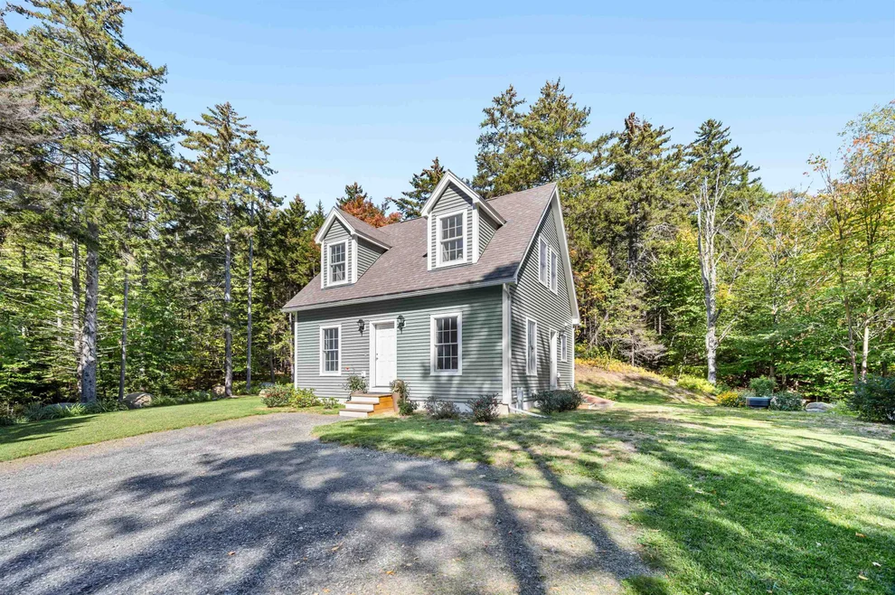 Unit for sale at 120 Stony Hill, Warren, VT 05674