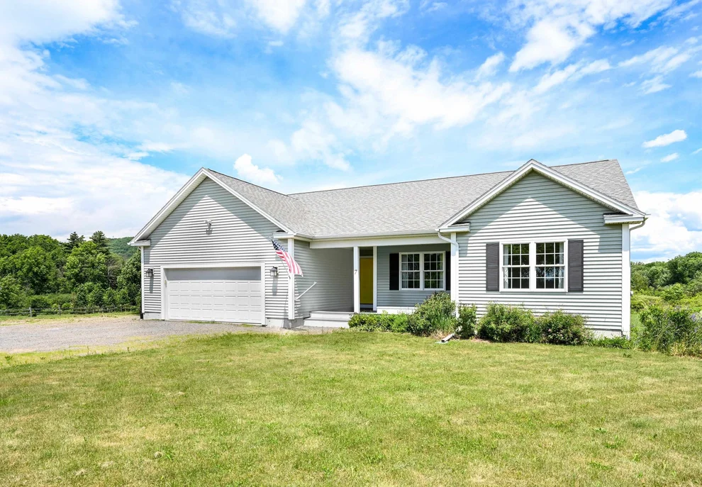 Unit for sale at 7 Riparian, Milton, VT 05468