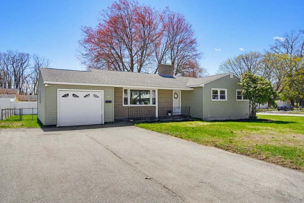 Unit for sale at 167 Alexander, Manchester, NH 03109