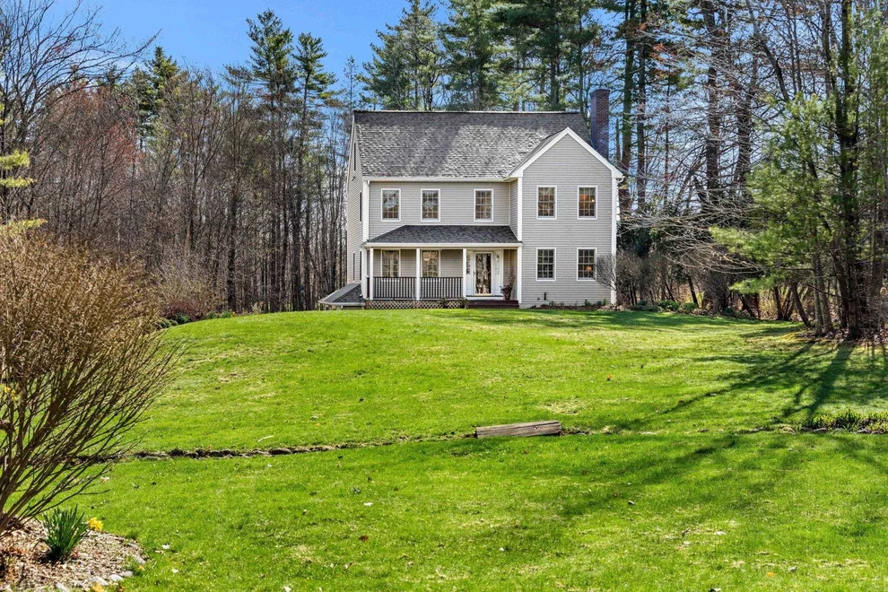 Unit for sale at 7 Lindon, Brentwood, NH 03833
